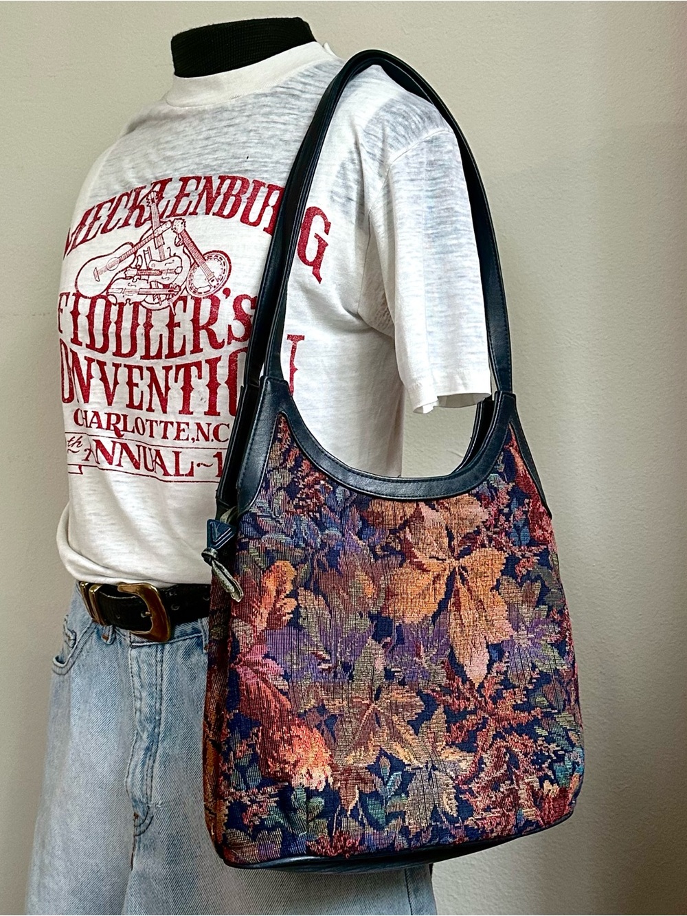 Floral Foliage Tapestry Scoop Shoulder Bag with navy Trim vintage Valarie Barad